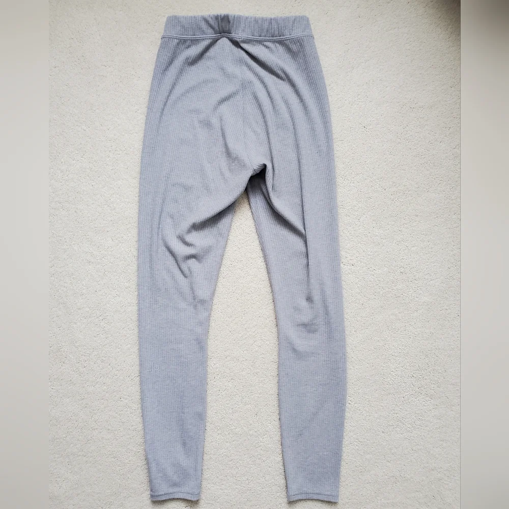 Alo Yoga Gray Ribbed Leggings szS
